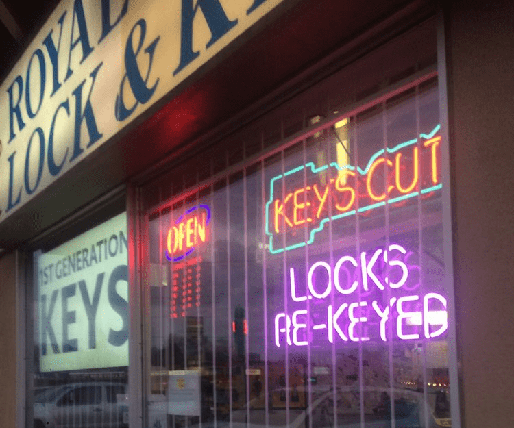 Royal Lock & Key's Shop