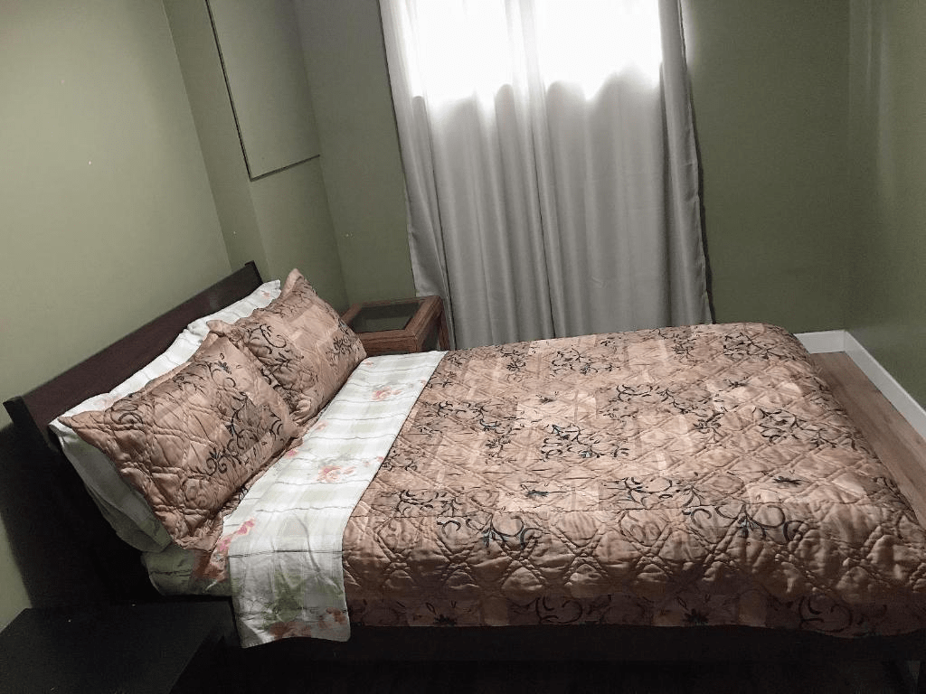 Emerald House Central's Bed