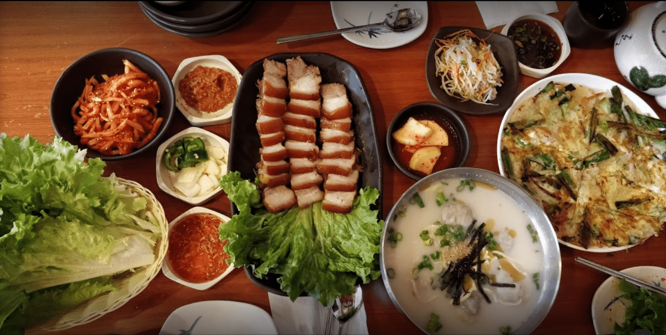 The 6 Best Korean Restaurants in Edmonton [2022 ]