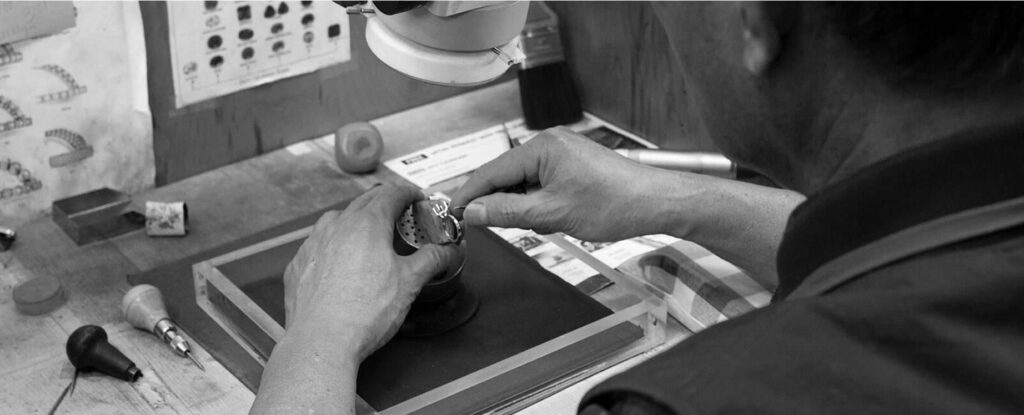 Lim Goldsmiths' Jewelry Making
