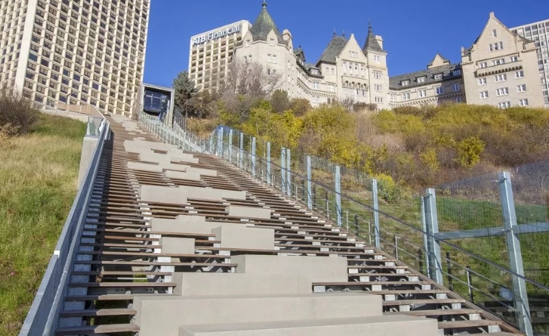 100 Street Funicular