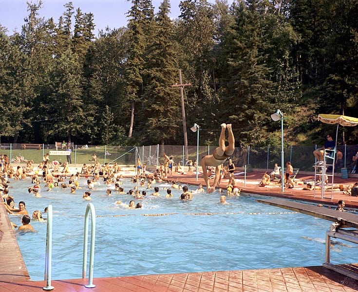 Swimming at Queen Elizabeth Outdoor Pool