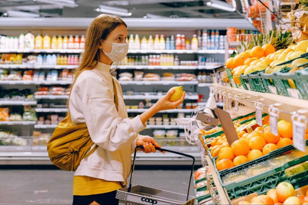 Average Cost of Grocery and Clothing in Edmonton